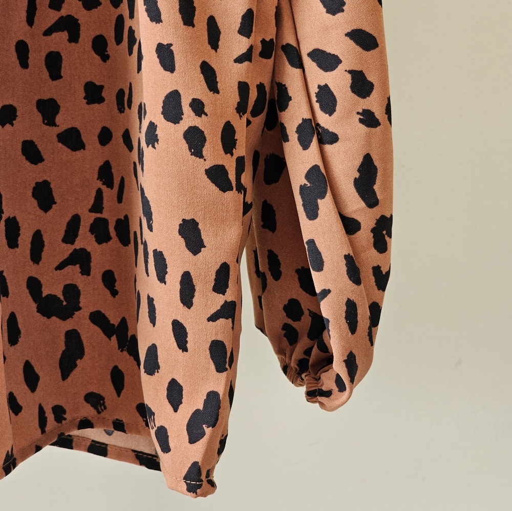 Abstract Leopard Print Blouse - Picture 3 of 7